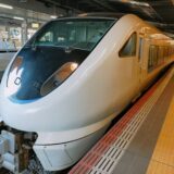【乗り鉄旅 乗車記】特急サンダーバード 7号 大阪から敦賀 予約・写真・窓枠とおすすめ座席